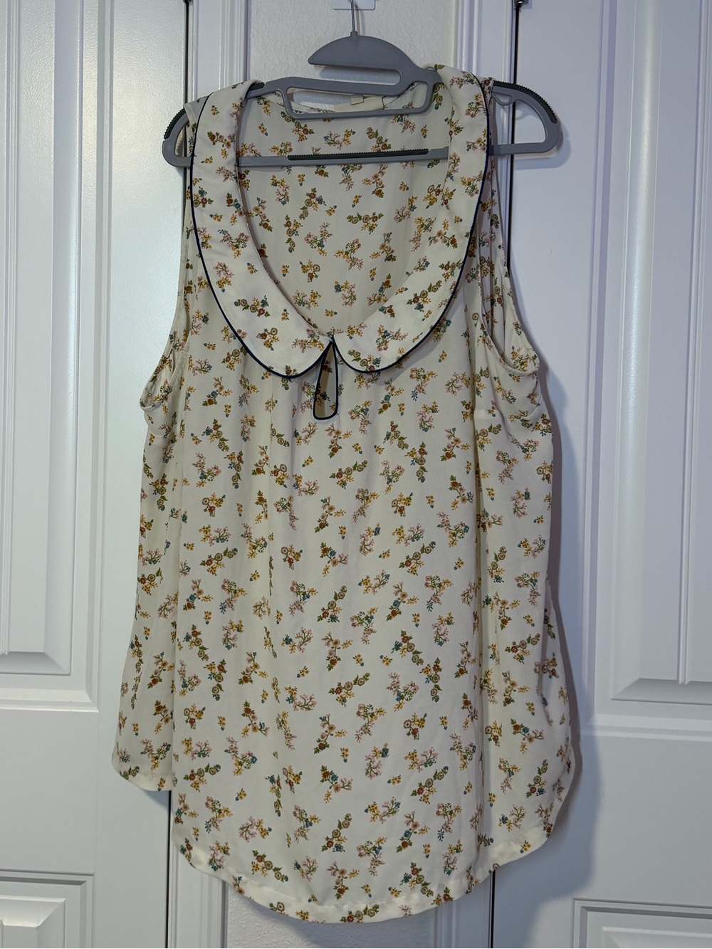 Modcloth Cream Floral Sleeveless Top with Contrast Peter Pan Collar